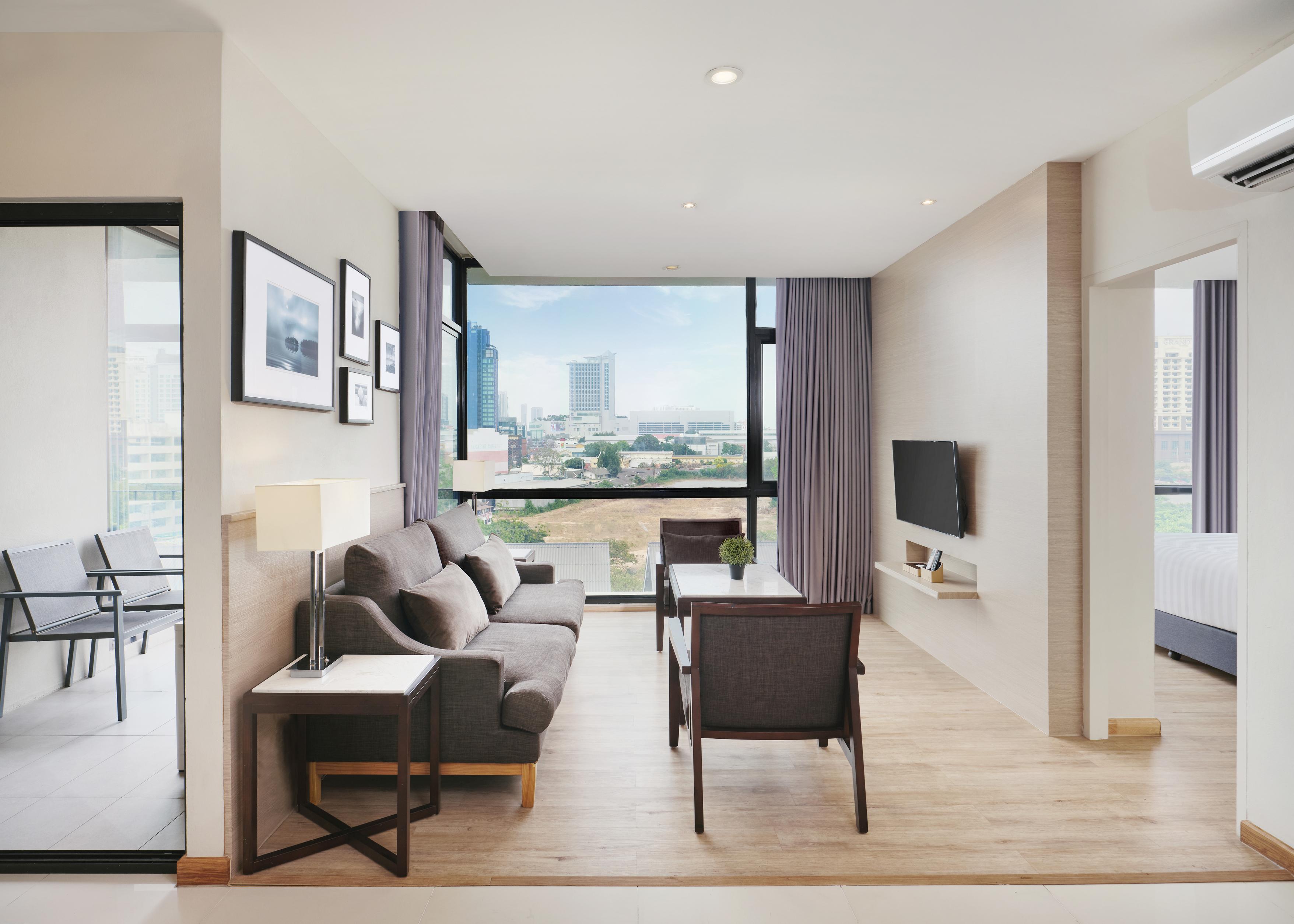Altera Hotel And Residence By At Mind Pattaya Ngoại thất bức ảnh